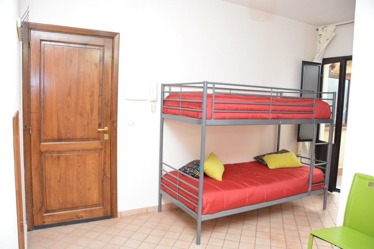 Garibaldi Flat Apartment Catania Bagian luar foto